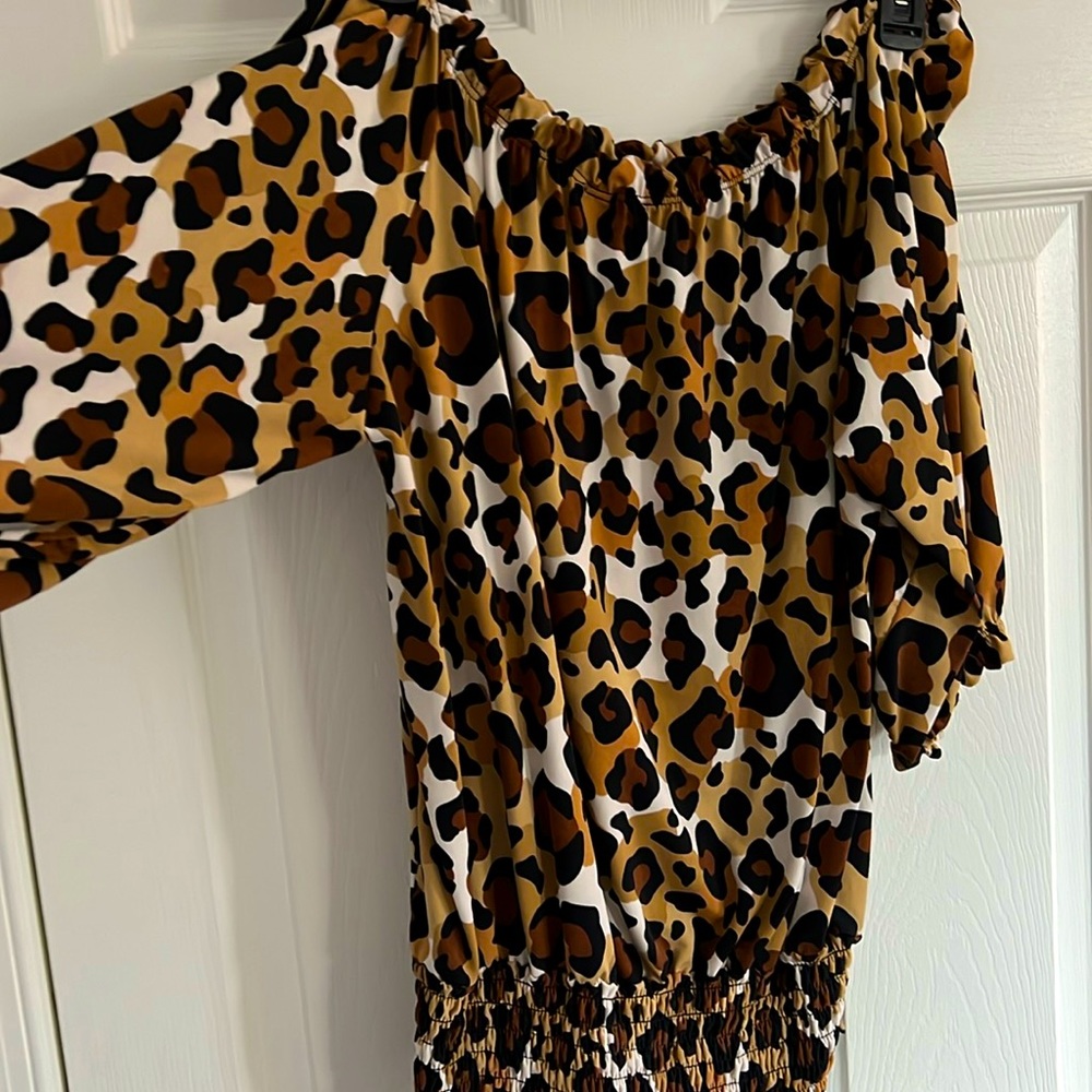 Cheetah print off shoulder dress shirt